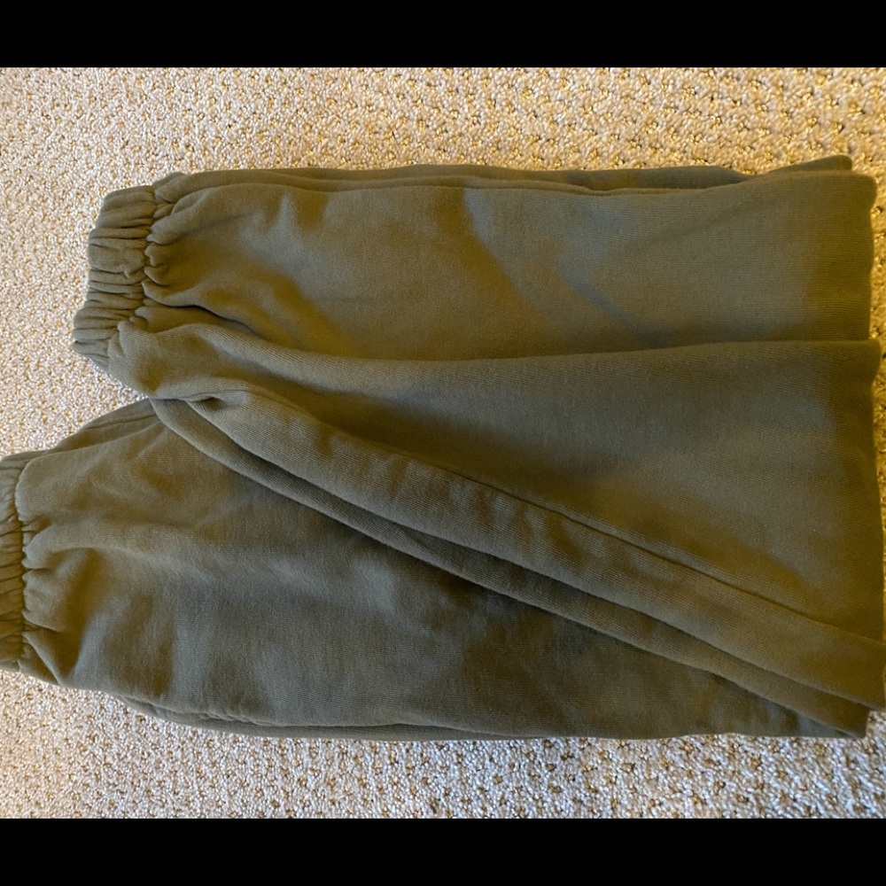 Brandy Melville Sweats NWT olive green